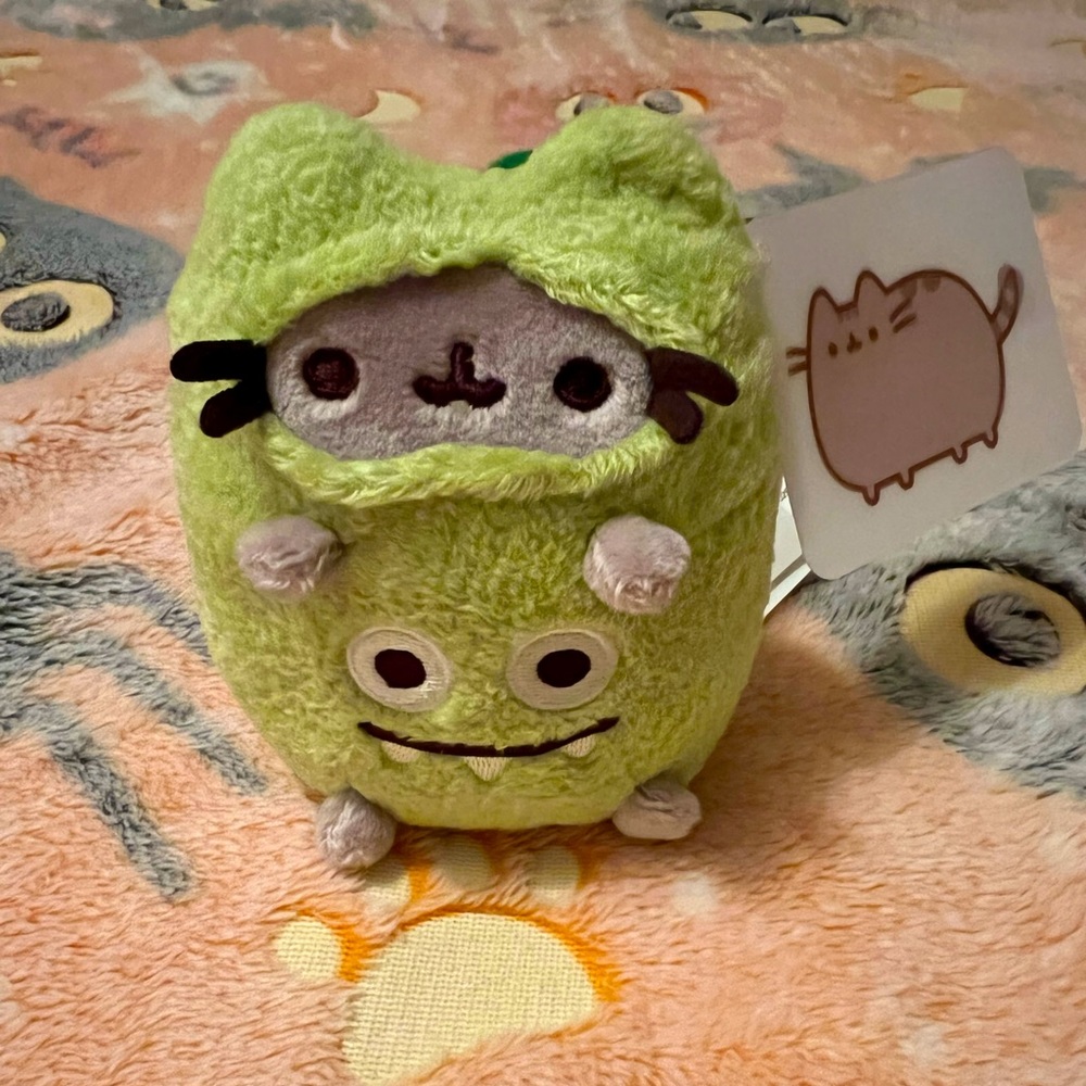 NEW 2022 PUSHEEN HALLOWEEN MONSTER/ DINOSAUR PLUSH! 🦖 👿